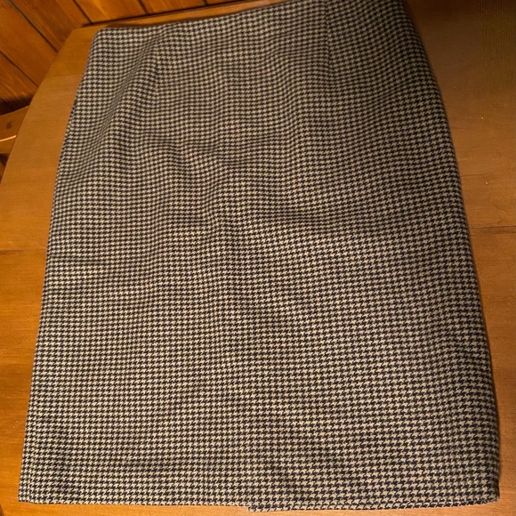 Ann Taylor wool pencil skirt - Picture 1 of 6